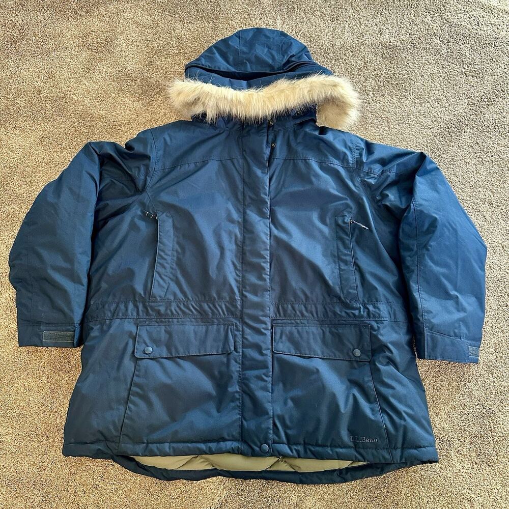 LL Bean Down Parka Coat Womens 2X Navy Blue Faux Fur Hood Hooded Insulated Warm
